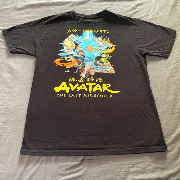 Avatar the next Airbender t-shirt sz medium - Picture 1 of 5